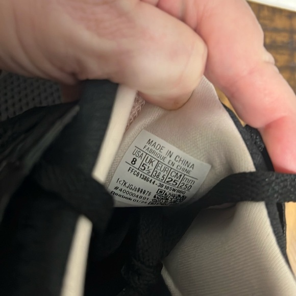 Reebok Black Sneakers Trainers Flashfilm with Patterned Sole details sz 8 - Picture 6 of 9